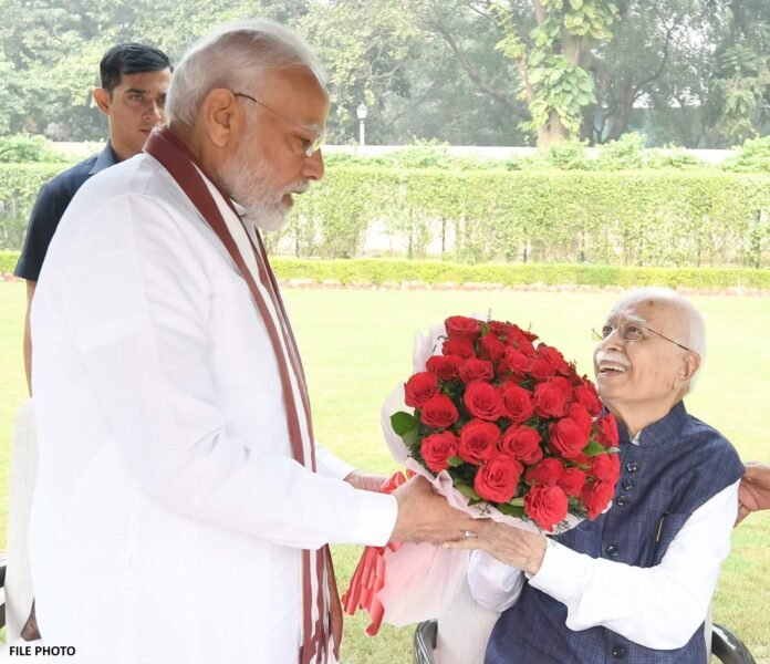 BJP Stalwart Honored: Lal Krishna Advani to Receive Bharat Ratna – PM Modi's Surprise Tweet Sends Ripples!