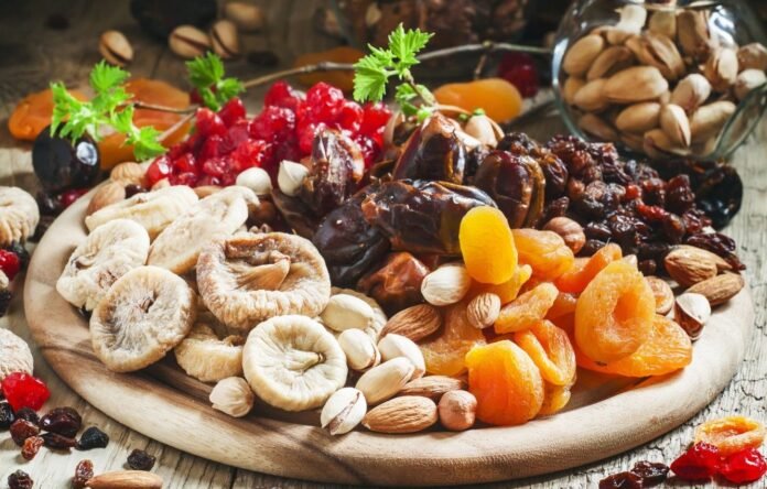 Dry Fruits Consumption: Is Morning, Evening, or Afternoon the Best Time to Eat Them?