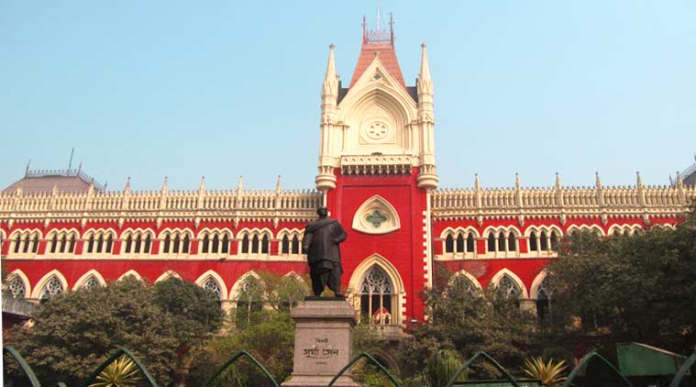 School Jobs Scam: Calcutta HC Cancels 2016 Recruitment, 25,000 Teachers Lose Jobs, Must Return Salary in 6 Weeks