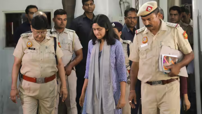 Swati Maliwal Case: Big disclosure, CCTV footage of the time of the incident is missing| Now Delhi Police is preparing to add this new section