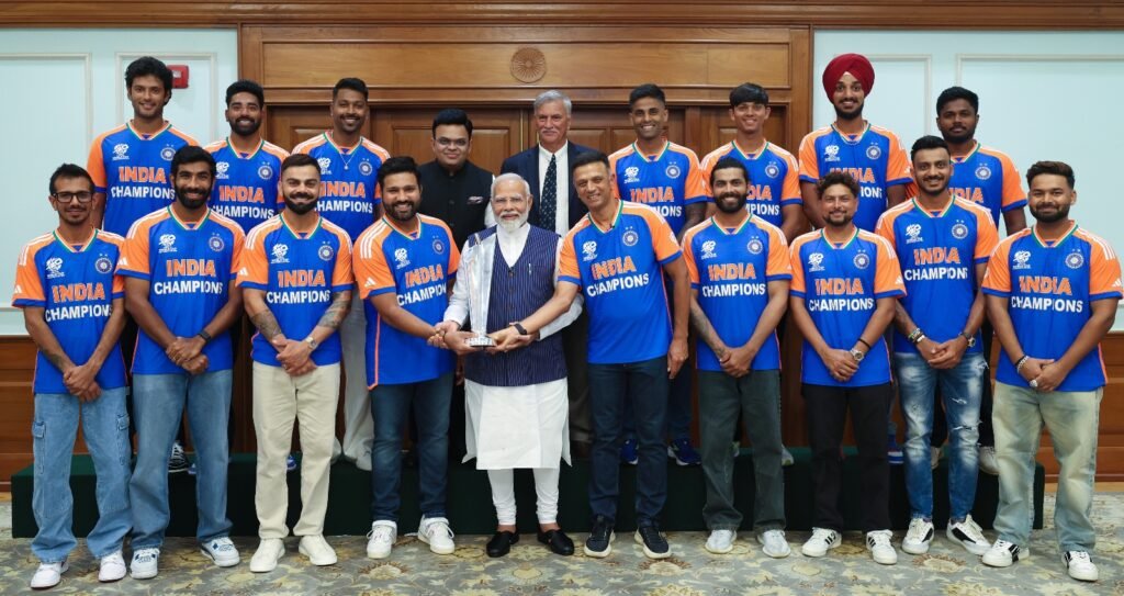 PM Modi Meets Team India: Prime Minister Praises and shared a post, Read What he wrote about the Champions?