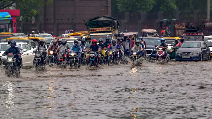 Weather Update: Heavy Rain Alert for North India! UP-Uttarakhand, Delhi-NCR Brace for Intense Downpour Over Next 3 Days