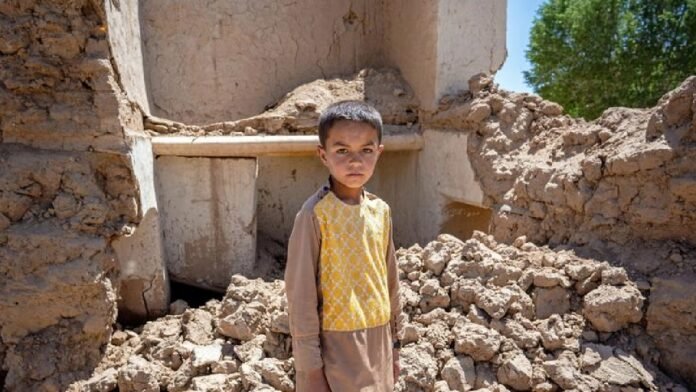 War destroys childhood