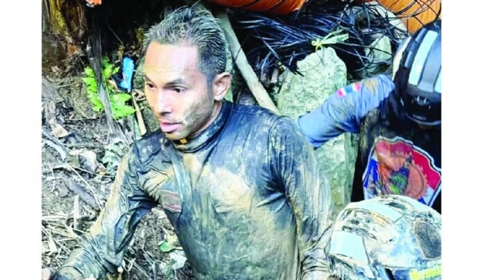 5-found-alive-in-flooded-laos-cave-2-still-missing
