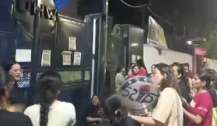 Delhi University women’s hostel students protest
