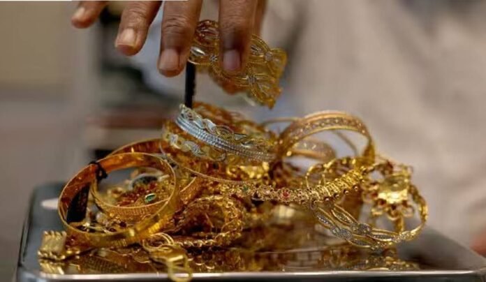 Gold and Silver prices fall again