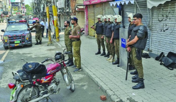 Pakistan police