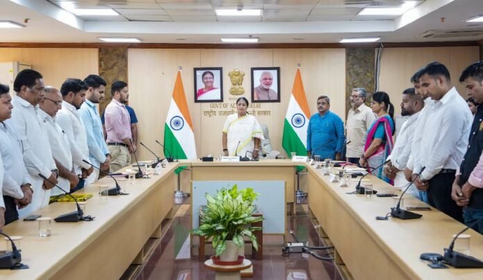 Delhi CM Rekha Gupta pays tribute