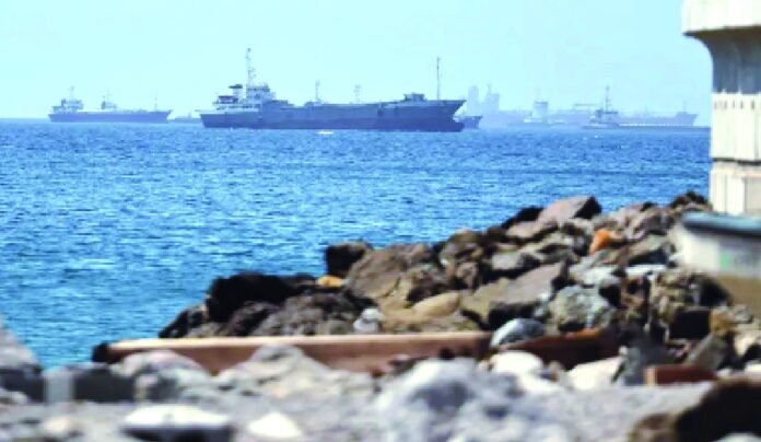 Hormuz transit